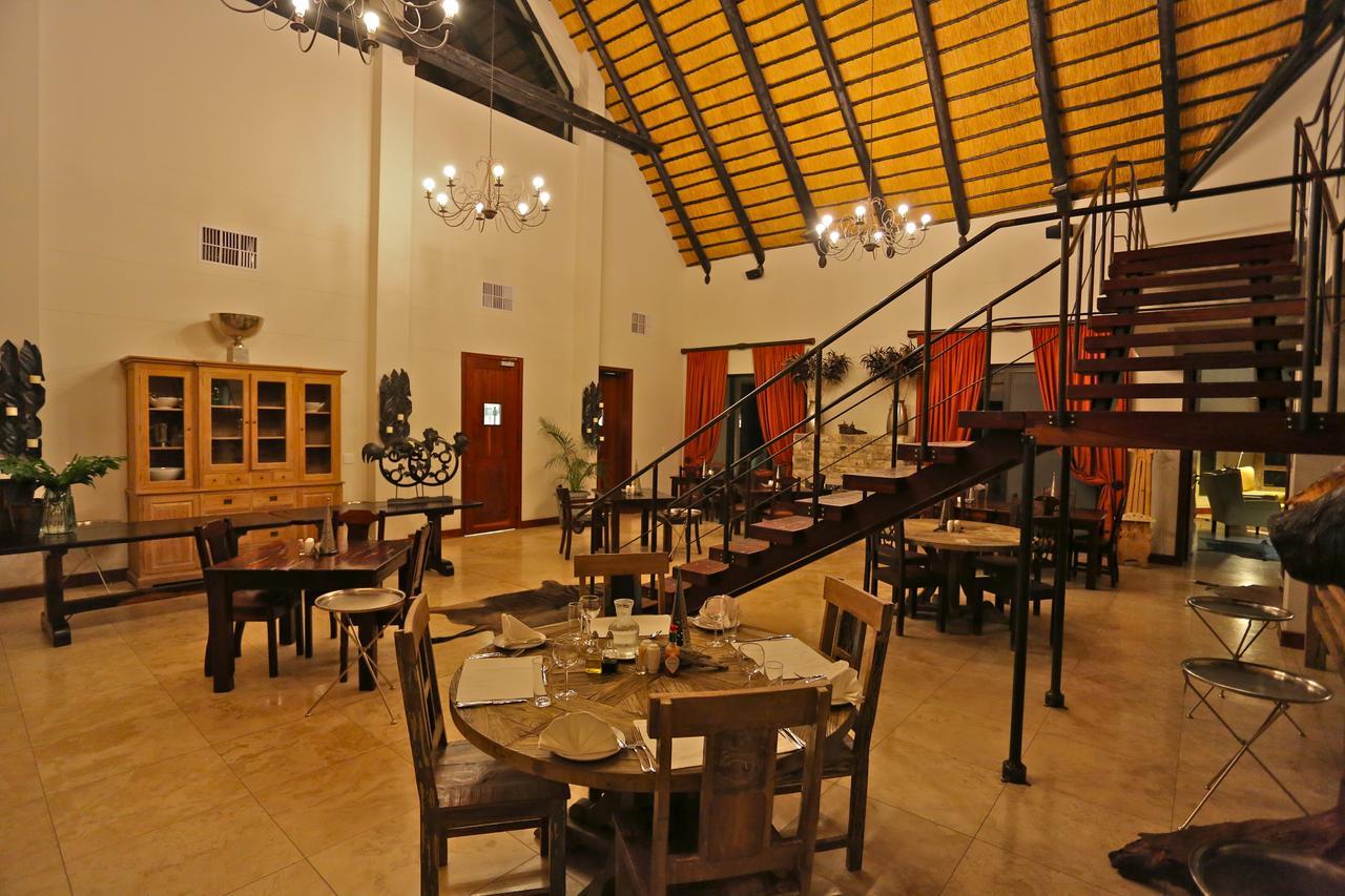 La Rochelle Lodge Okaukuejo Zewnętrze zdjęcie