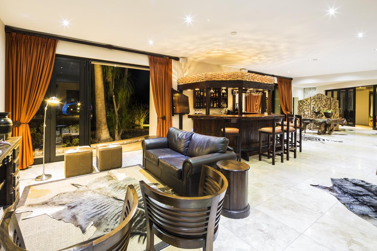 La Rochelle Lodge Okaukuejo Zewnętrze zdjęcie
