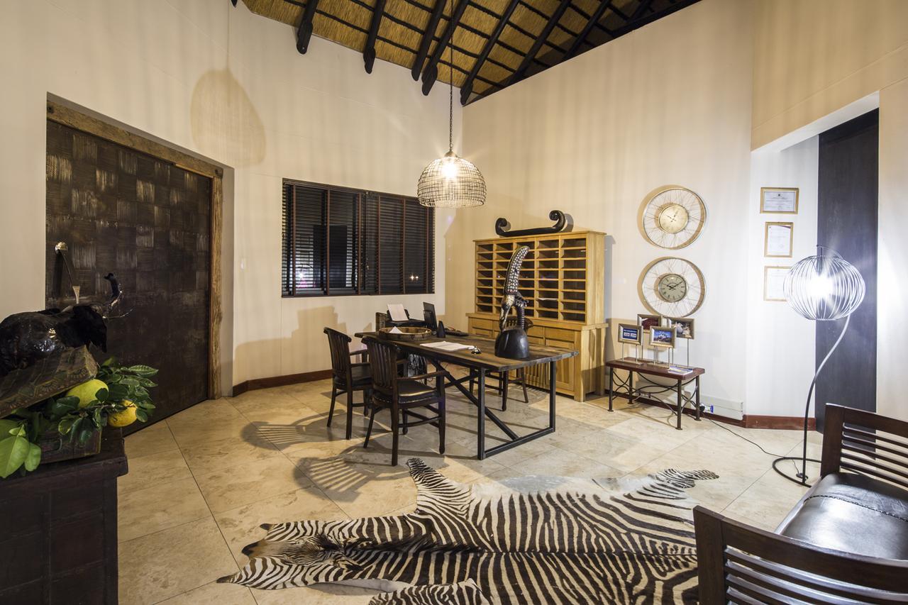 La Rochelle Lodge Okaukuejo Zewnętrze zdjęcie