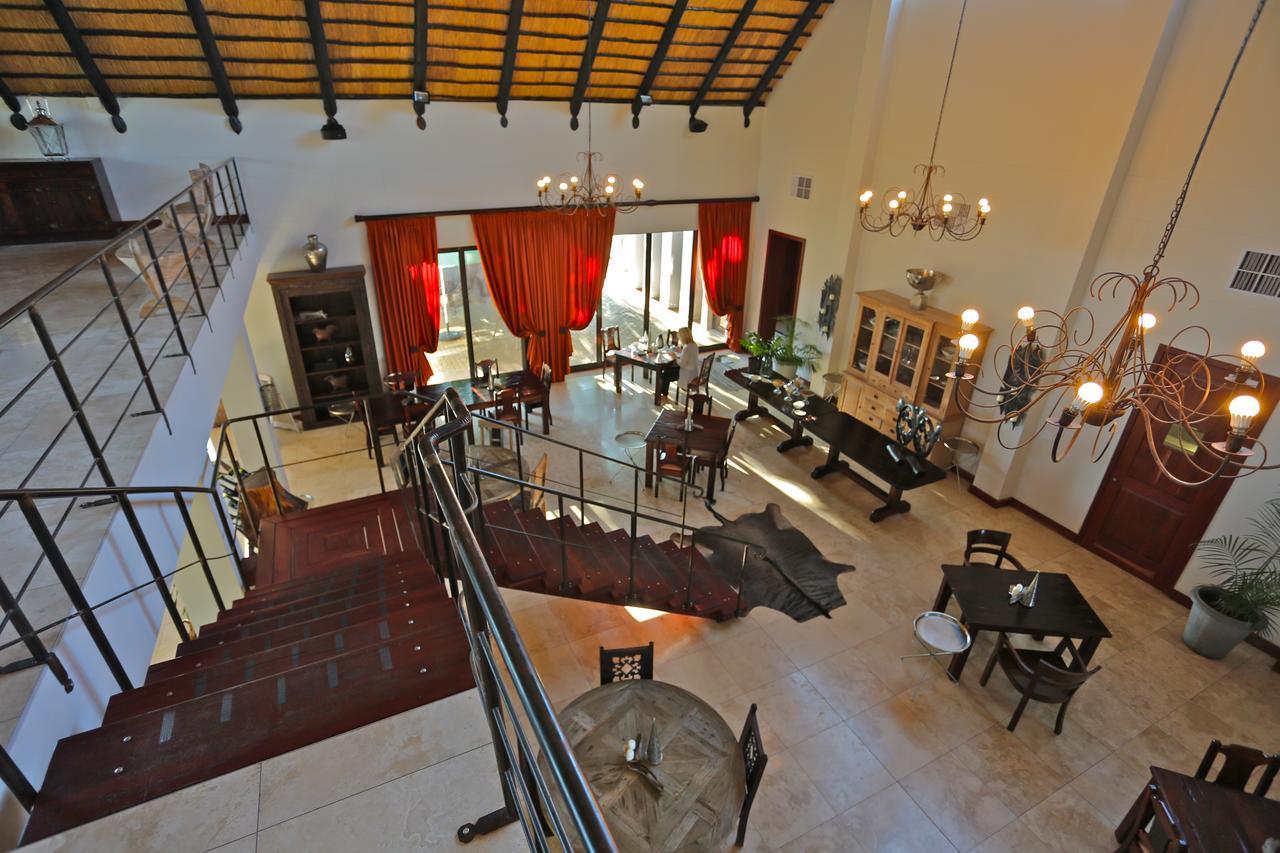 La Rochelle Lodge Okaukuejo Zewnętrze zdjęcie