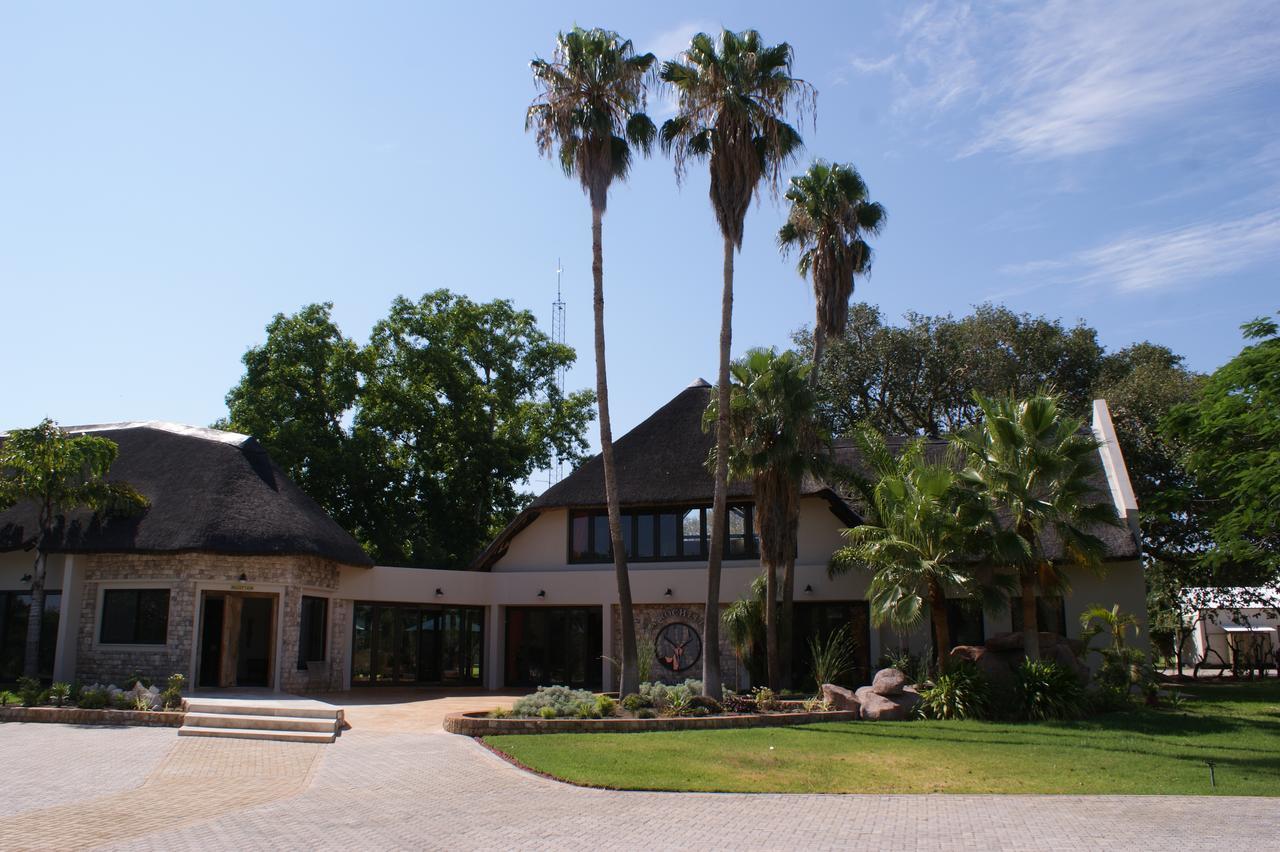 La Rochelle Lodge Okaukuejo Zewnętrze zdjęcie