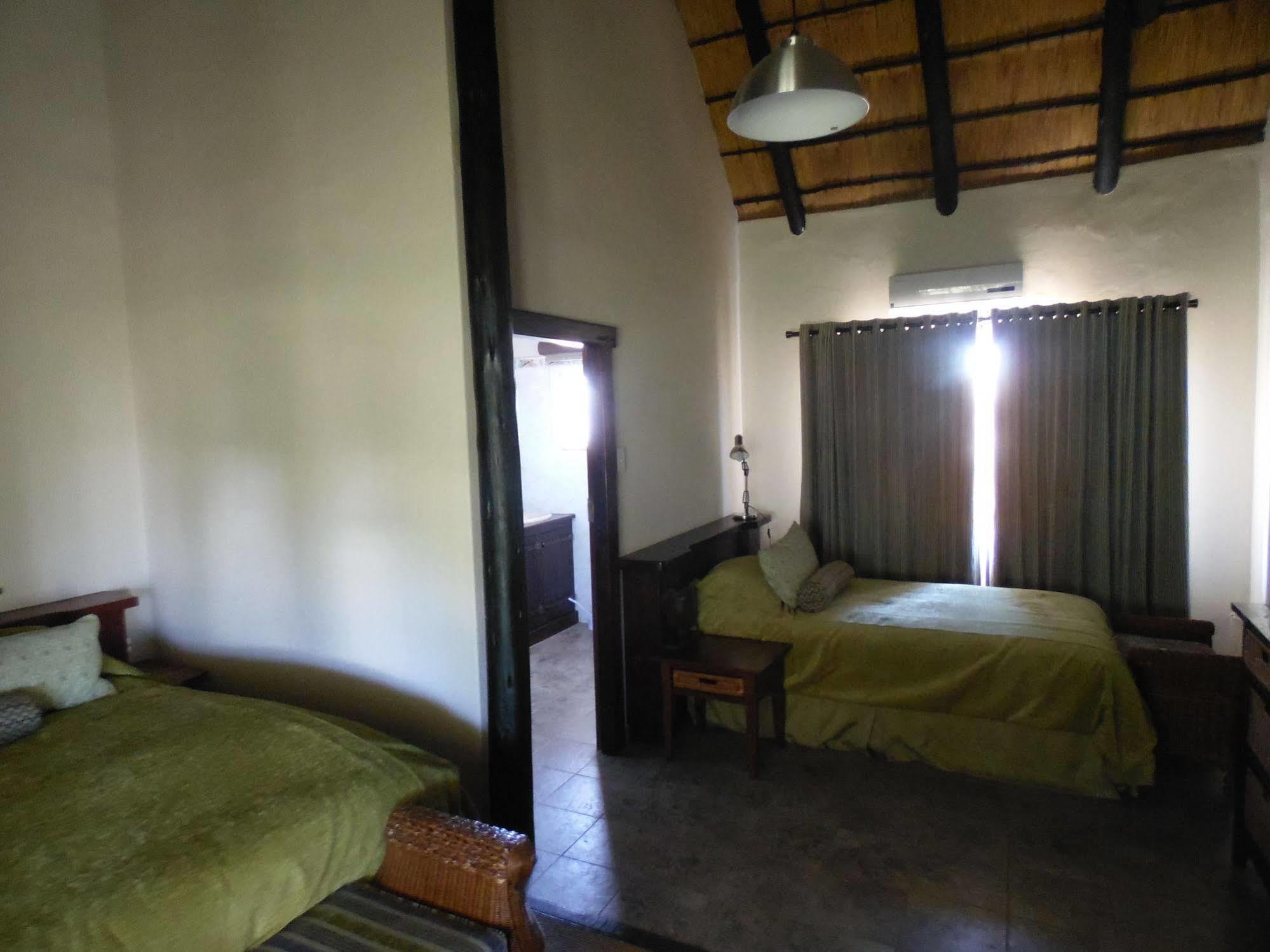 La Rochelle Lodge Okaukuejo Zewnętrze zdjęcie