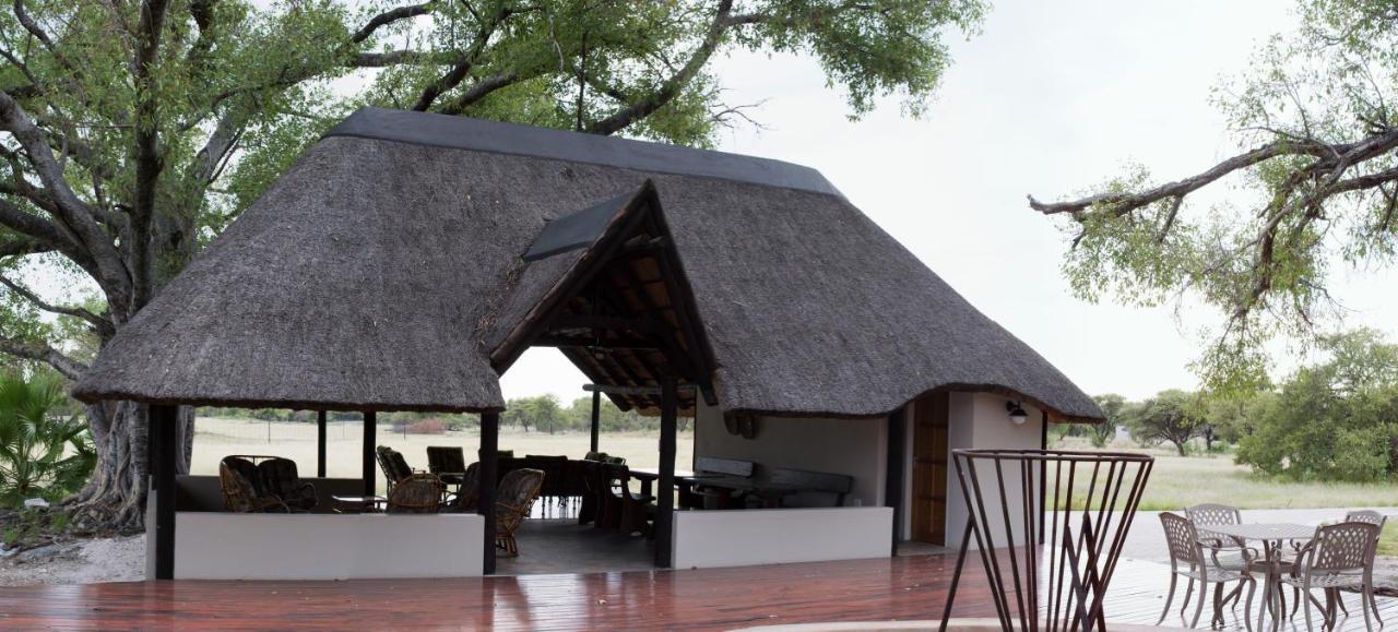 La Rochelle Lodge Okaukuejo Zewnętrze zdjęcie